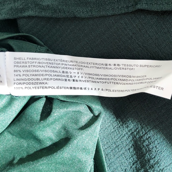 NWT Moon River Shopbop Smocked Long Sleeve TierMini Dress Emerald Green Medium - Picture 6 of 7